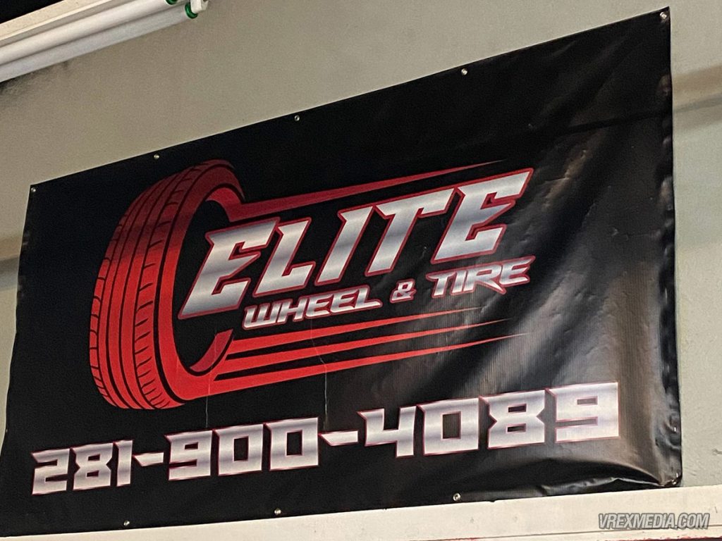 Banner Elite Wheel and Tire